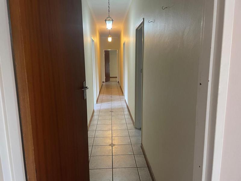 To Let 5 Bedroom Property for Rent in Ceres Western Cape